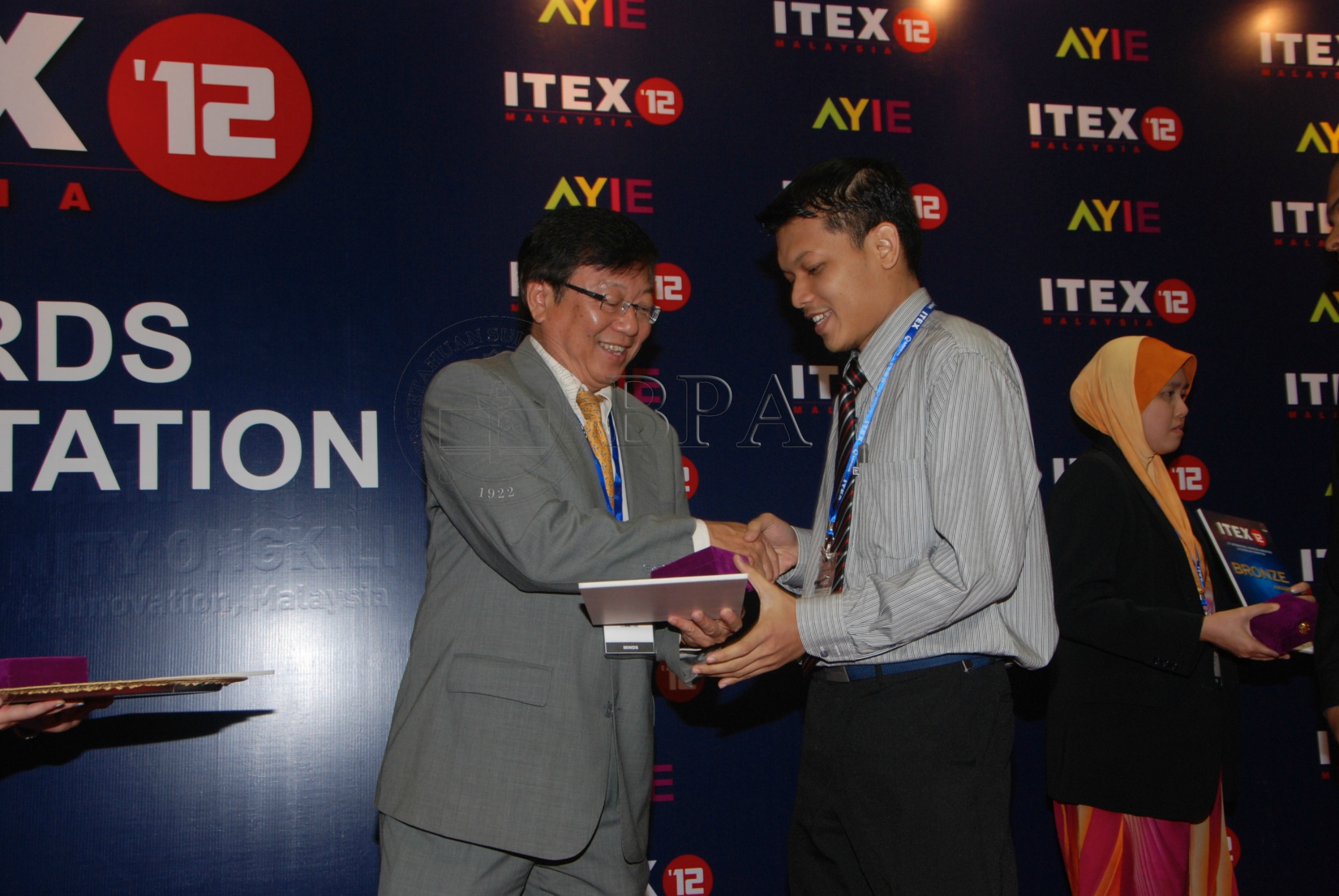 BPA ITEX12  DSC 9990